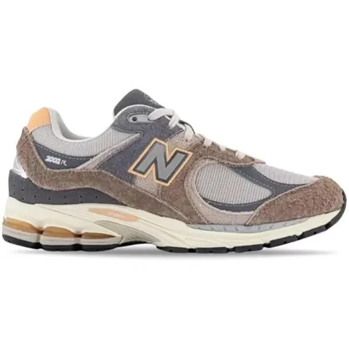 R Modern Running Style Sneakers , male, Sizes: 10 UK, 6 1/2 UK, 7 1/2 UK, 10 1/2 UK, 9 UK, 12 1/2 UK, 8 1/2 UK, 11 UK - New Balance - Modalova