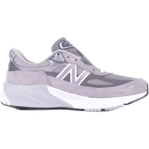 Grey Suede Rubber Sole Sneakers , male, Sizes: 7 1/2 UK, 8 1/2 UK, 10 UK, 12 1/2 UK, 6 1/2 UK, 8 UK, 11 UK, 9 UK, 10 1/2 UK - New Balance - Modalova