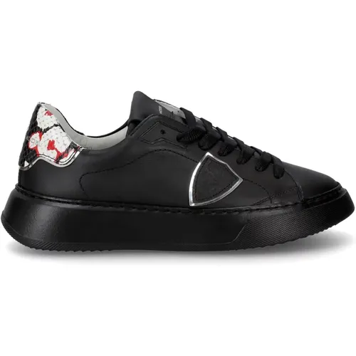 Nineties Style Tennis Sneakers Women , female, Sizes: 8 UK, 4 UK, 3 UK, 5 UK - Philippe Model - Modalova