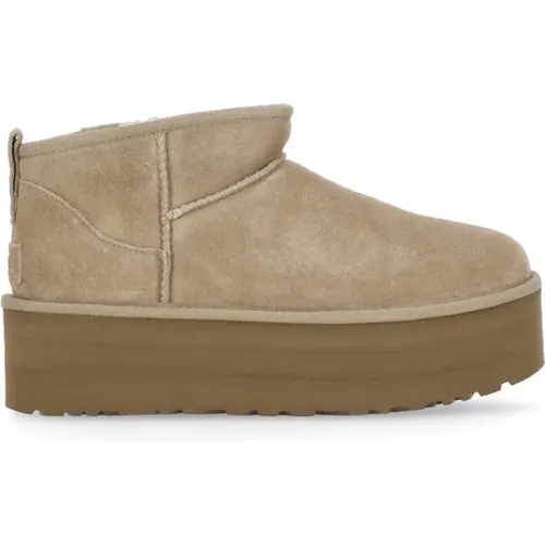 Suede Ankle Boots with Shearling Interior , female, Sizes: 7 UK - Ugg - Modalova