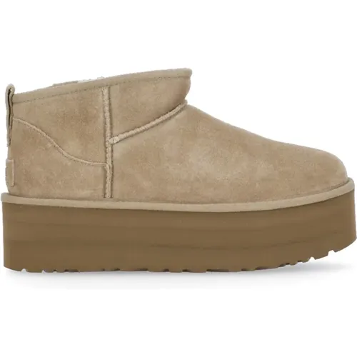 Suede Ankle Boots with Shearling Interior , female, Sizes: 8 UK - Ugg - Modalova