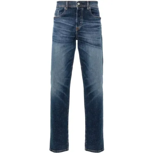 Blaue Tapered Denim Jeans , Herren, Größe: W33 - Diesel - Modalova