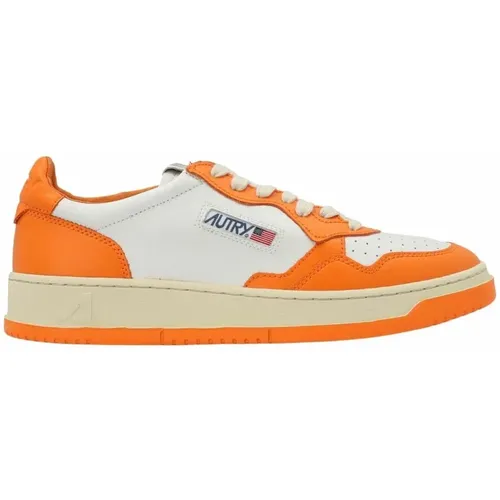 Vintage Style Low Top Sneakers , male, Sizes: 11 UK, 10 UK, 8 UK, 12 UK, 6 UK, 7 UK, 9 UK - Autry - Modalova