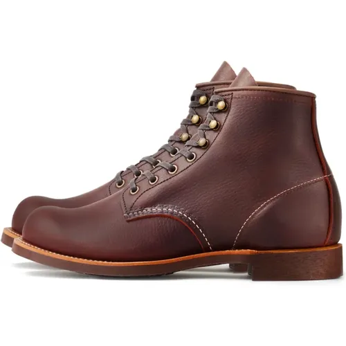 Classic Chelsea Leather Boot , male, Sizes: 8 1/2 UK, 9 1/2 UK, 9 UK, 10 UK, 7 UK, 7 1/2 UK, 8 UK - Red Wing Shoes - Modalova