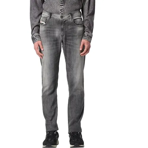 Schwarze Slim Fit Sleenker Niedrige Taille Jeans , Herren, Größe: W29 - Diesel - Modalova