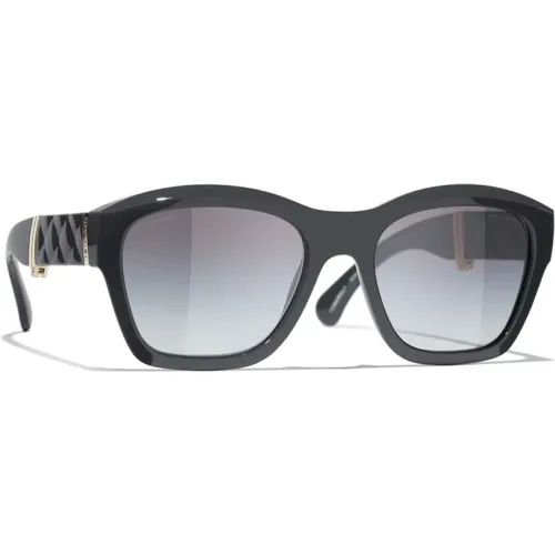 Iconic Sunglasses - Special Offer , female, Sizes: 53 MM - Chanel - Modalova