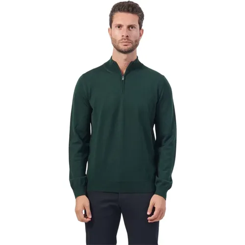 Grüner V-Ausschnitt Pullover Exklusive Details , Herren, Größe: M - Hugo Boss - Modalova