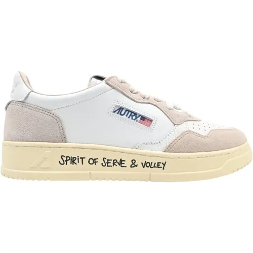 Sneakers Medalist Low Man White , male, Sizes: 5 UK, 12 UK, 7 UK, 10 UK, 11 UK, 6 UK, 8 UK - Autry - Modalova