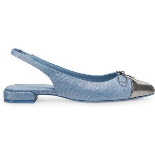 Bow Slingback Flat , female, Sizes: 5 UK, 4 1/2 UK, 7 UK - Stuart Weitzman - Modalova