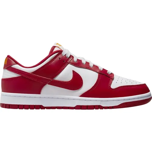 Limited Edition Dunk Low USC , male, Sizes: 7 UK, 4 1/2 UK, 13 UK, 8 UK, 15 1/2 UK, 10 1/2 UK, 13 1/2 UK, 14 1/2 UK, 9 UK, 6 1/2 UK, 11 1/2 UK, 4 UK, - Nike - Modalova