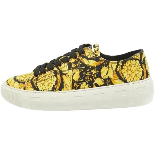 Pre-owned Canvas sneakers - Versace Pre-owned - Modalova