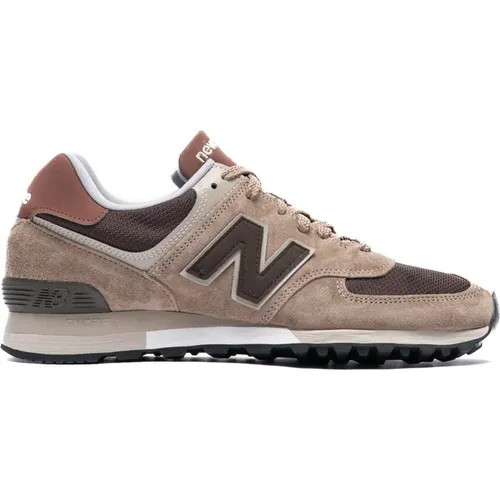 Classic Sneakers with Encap Cushioning , male, Sizes: 8 UK, 9 UK, 11 UK, 6 1/2 UK, 7 1/2 UK, 8 1/2 UK, 10 UK, 12 1/2 UK - New Balance - Modalova