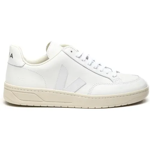 V-12 Sneakers , male, Sizes: 9 UK, 10 UK, 6 UK, 7 UK, 11 UK, 8 UK - Veja - Modalova