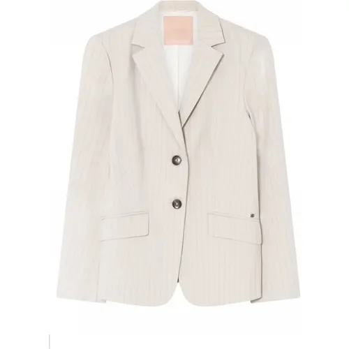 Classic Blazer with Flap Pockets - Champagne , female, Sizes: L, S, XS, XL, 3XL, M, 2XL - Gustav - Modalova