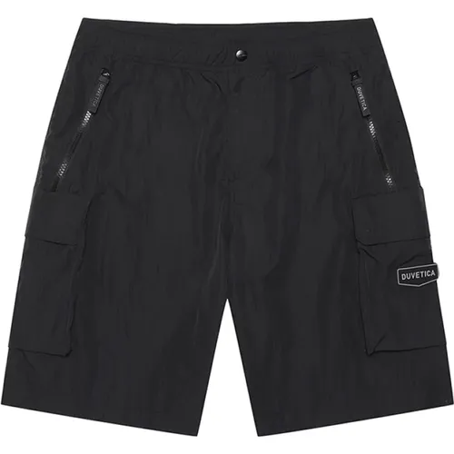 Schwarze Cargo Shorts mit UV-Schutz - duvetica - Modalova