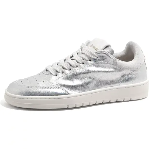 Silberne Damen Sneakers für lässigen Stil - Barracuda - Modalova