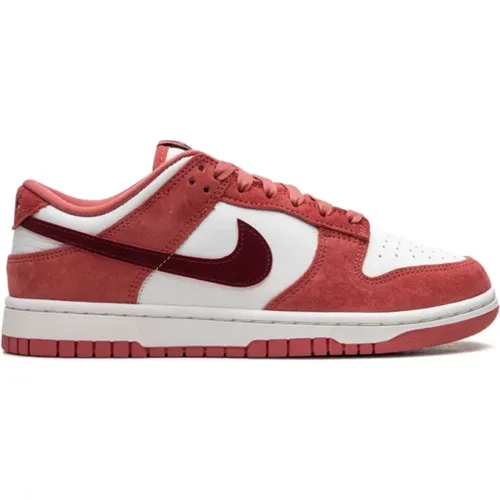 Valentine's Day Sneakers White/Team Red , female, Sizes: 4 1/2 UK - Nike - Modalova