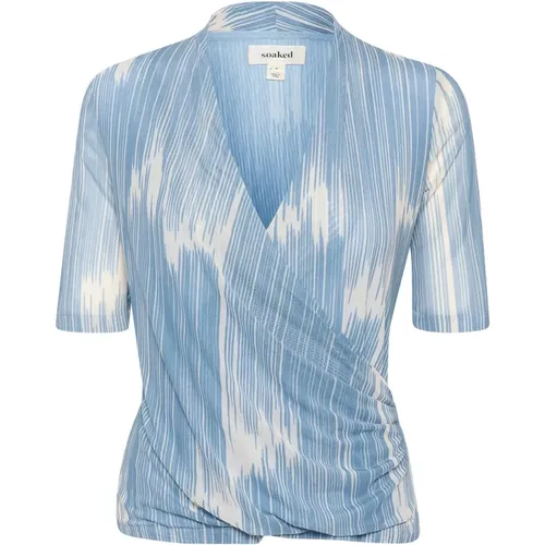 Blau Gestreiftes Print Wickelbluse - Soaked in Luxury - Modalova