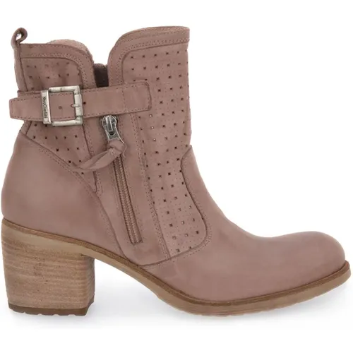 Heeled Boots , female, Sizes: 6 UK, 5 UK - Nerogiardini - Modalova