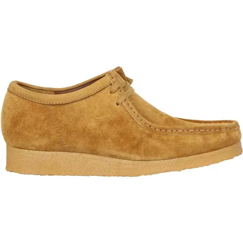 Almond Toe Suede Wallabee Boots , male, Sizes: 7 UK, 8 UK - Clarks - Modalova