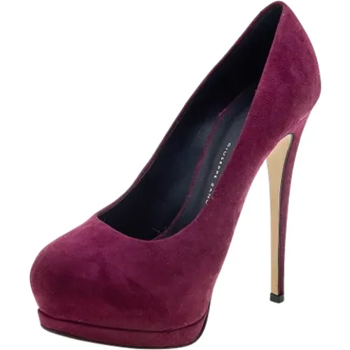Pre-owned Suede heels , female, Sizes: 4 1/2 UK - Giuseppe Zanotti Pre-owned - Modalova