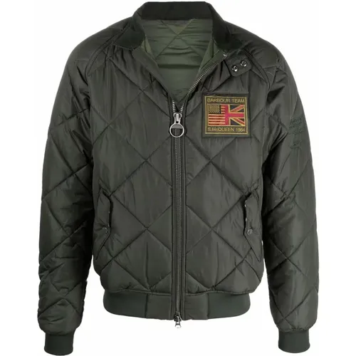 Quilted Coat with Logo Patch , male, Sizes: M, XL - Barbour - Modalova