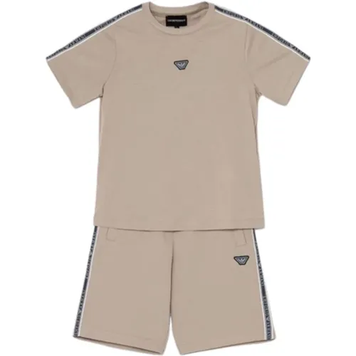 Sandkleid mit T-Shirt und Bermuda - Emporio Armani - Modalova