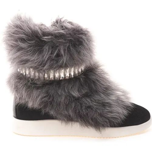 Fur and Crystal Sneaker , female, Sizes: 3 1/2 UK - giuseppe zanotti - Modalova