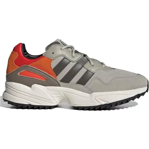 Yung-96 Trail Sneakers , male, Sizes: 9 1/3 UK, 6 2/3 UK - Adidas - Modalova