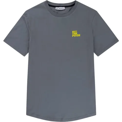 Slim Fit Grey T-Shirt Men , male, Sizes: L, XS, M, XL, 2XL, S - Off The Pitch - Modalova