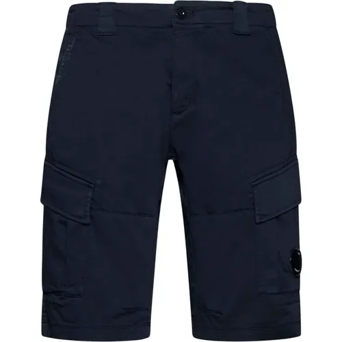 Navy Cargo Shorts with Lens Detail , male, Sizes: S, M - C.P. Company - Modalova