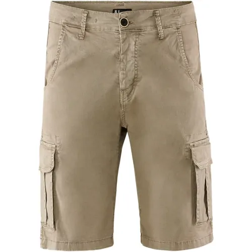 Cotton Gabardine Camouflage Patterned Cargo Bermuda Shorts , male, Sizes: W28 - BomBoogie - Modalova