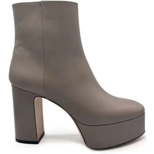Stone Calfskin Ankle Boot , female, Sizes: 6 UK, 5 UK, 3 UK, 4 UK, 7 UK - Roberto Festa - Modalova