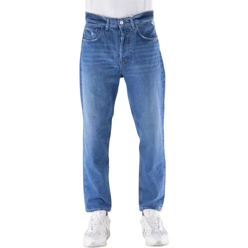 Classic Straight Jeans , male, Sizes: W29, W33, W30, W32, W31, W34 - Amish - Modalova