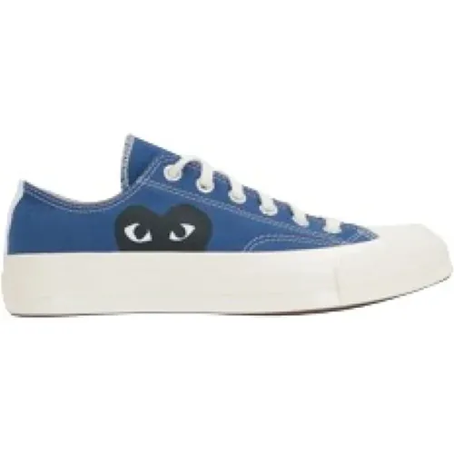 Blaue Canvas Low-Top Herz Sneakers , Herren, Größe: 42 EU - Comme des Garçons Play - Modalova