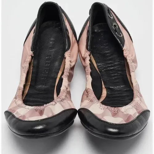 Pre-owned Fabric flats , female, Sizes: 3 1/2 UK - Burberry Vintage - Modalova