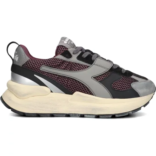 Mesh Runner Sneakers Grau , Damen, Größe: 38 1/2 EU - Diadora - Modalova