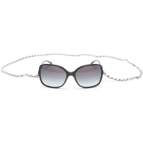 Ch5210Q 1663S6 Sunglasses,Schwarze Sonnenbrille mit Zubehör,Schwarze Sonnenbrille mit Originalzubehör - Chanel - Modalova