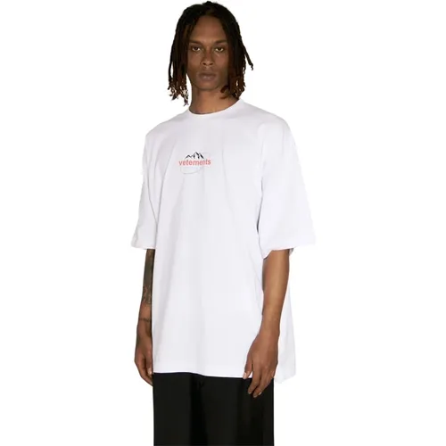Spring Water Logo T-Shirt , Herren, Größe: S - Vetements - Modalova