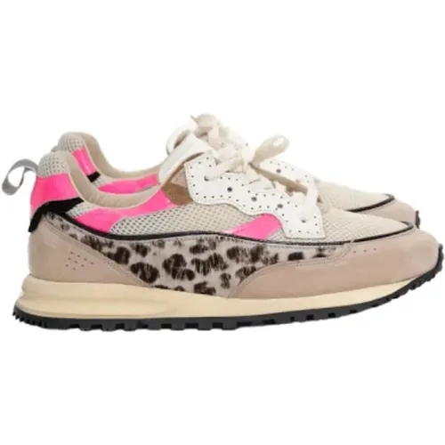 Retro Leopard Pink Running Shoes , female, Sizes: 4 UK - Hidnander - Modalova