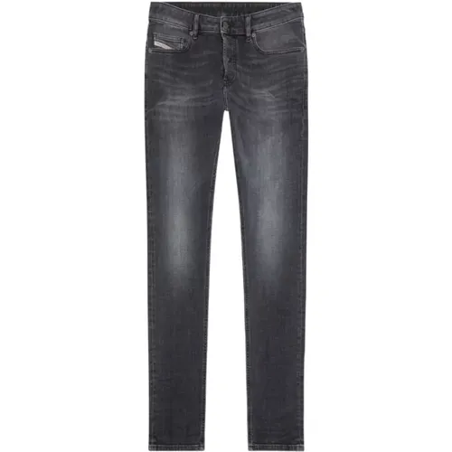 Dunkelgraue Slim Fit Denim Jeans , Herren, Größe: W38 - Diesel - Modalova