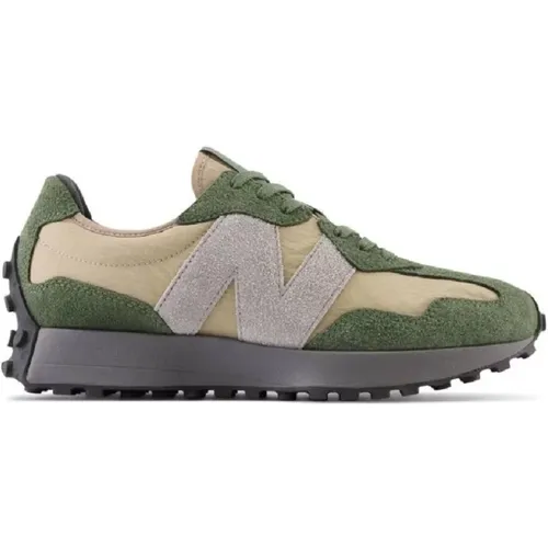 Sneakers - Stylish and Comfortable , male, Sizes: 10 UK - New Balance - Modalova