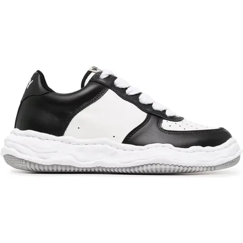 Black White Low Top Sneakers , male, Sizes: 10 UK, 8 UK, 6 UK - Mihara Yasuhiro - Modalova