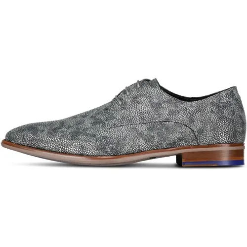Leather Lace-up Shoes with Elegant Pattern , male, Sizes: 9 UK, 10 UK, 8 UK, 8 1/2 UK, 11 UK, 10 1/2 UK - Van Bommel - Modalova
