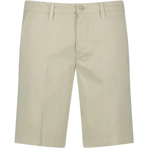 Men's Bermuda Shorts Core Collection , male, Sizes: W34, W35, W33, W36, W31, W40, W32 - Re-Hash - Modalova