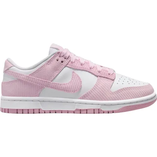 Rosa Corduroy Limited Edition Sneakers , Damen, Größe: 38 1/2 EU - Nike - Modalova