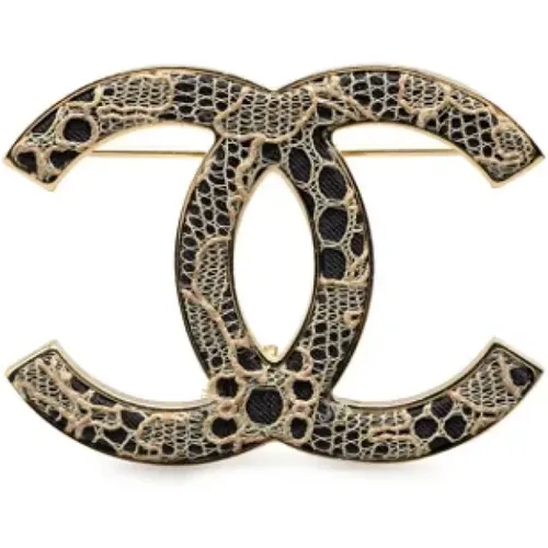 Pre-owned Metal brooches , female, Sizes: ONE SIZE - Chanel Vintage - Modalova