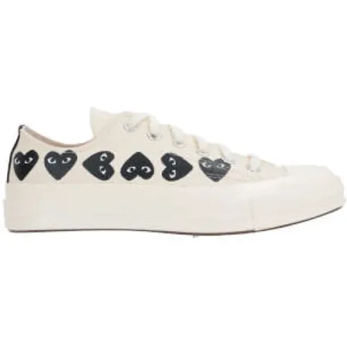 Low-Top Sneakers with Filip Pagowski Heart Print , female, Sizes: 6 UK, 5 1/2 UK, 3 UK - Comme des Garçons Play - Modalova