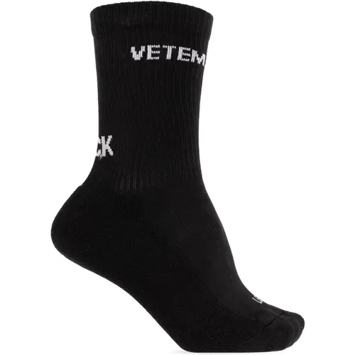 Socken mit Logo Vetements - Vetements - Modalova