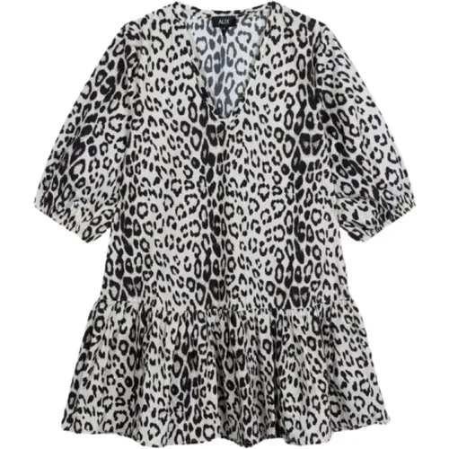 Leoparden Babydoll Kleid , Damen, Größe: S - Alix The Label - Modalova